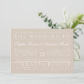 Formele Scrolling Leaves Sandy Beige Bruiloft Kaart (Staand voorkant)