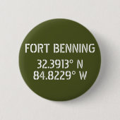 Fort Benning Latitude Lengtegraad Ronde Button 5,7 Cm (Voorkant)