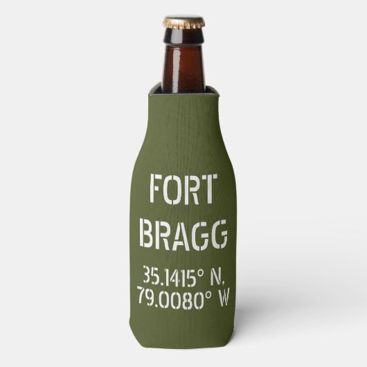 Fort Bragg Latitude Lengtegraad Flesjeskoeler (Fles Voorkant)