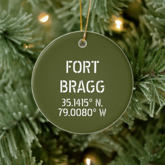 Fort Bragg Latitude Longitude, op maat gemaakt Keramisch Ornament (Boom)