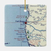 Fort Bragg Retro Map Keramisch Ornament (Achterkant)