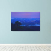 Fort Collins van Horsetooth Mountain bij Dusk Canvas Afdruk (Insitu (Houten vloer))