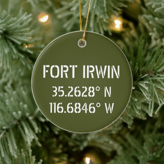 Fort Irwin Latitude Longitude, op maat gesneden Keramisch Ornament (Boom)