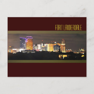 Fort Lauderdale's skyline 's nachts Briefkaart