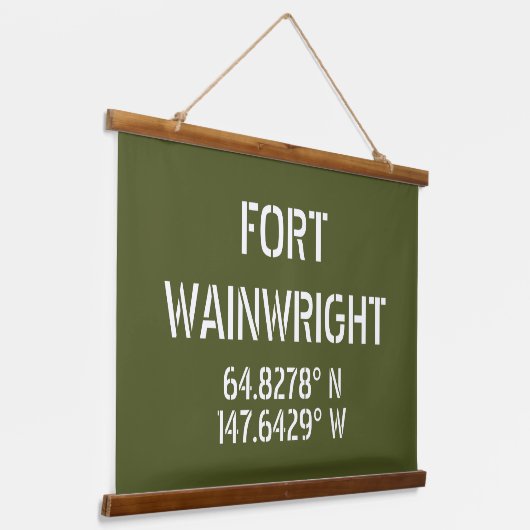 Fort Wainwright Latitude Longitude Hangend Wandkleed (Gebogen)