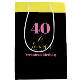 Forty and Loving It 40th Birthday Yellow Black Medium Cadeauzakje