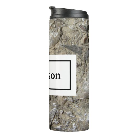 Fossiele kalksteen met naam en monogram thermosbeker (Geroteerd rechts)