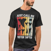 Fossil Tooth Hunter for Fossil Tooth Collector 8 T-shirt (Voorkant)