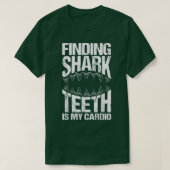Fossil Tooth Hunter & Shark Teeth Collecting T-shirt (Design voorkant)