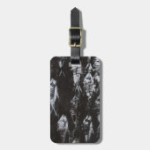 Fossil White Fish op zwarte achtergrond Bagagelabel (Voorkant verticaal)