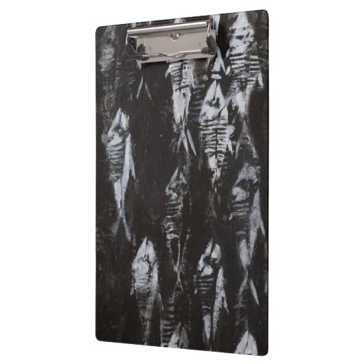 Fossil White Fish op zwarte achtergrond Klembord (Links)