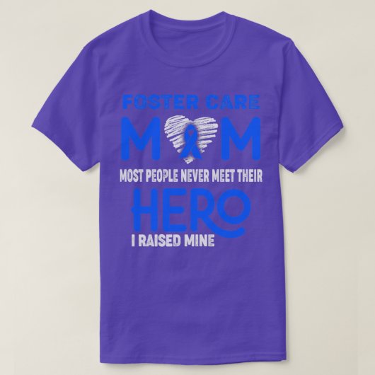 Foster Care Mam De meeste mensen ontmoeten hun hel T-shirt (Design voorkant)