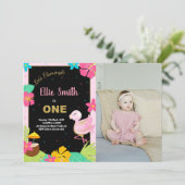 Foto 1e roze flamingo verjaardagsuitnodigingen kaart (Staand voorkant)