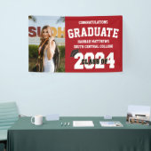 Foto 2024 Rode Afstuderen banner met Pet (Beurs)