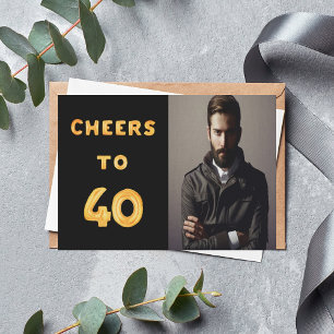 Foto 40e verjaardagsfeestje: gouden ballontekst kaart