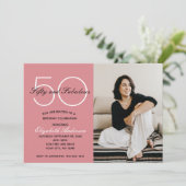 Foto 50 en Fabulous Pink Birthday Invitation Kaart (Staand voorkant)