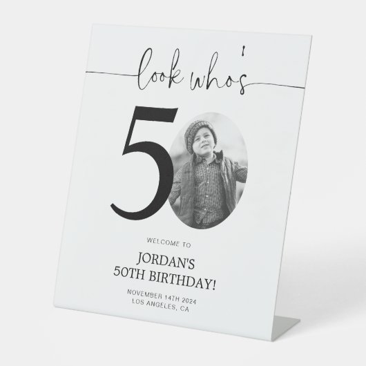Foto 50e verjaardag welkomstbord | Kijk eens wie 5 Reclamebord Met Voetstuk (Voorkant)