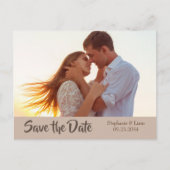 Foto Aangepaste Moderne Typografie Opslaan Datum Aankondigingskaart (Voorkant)