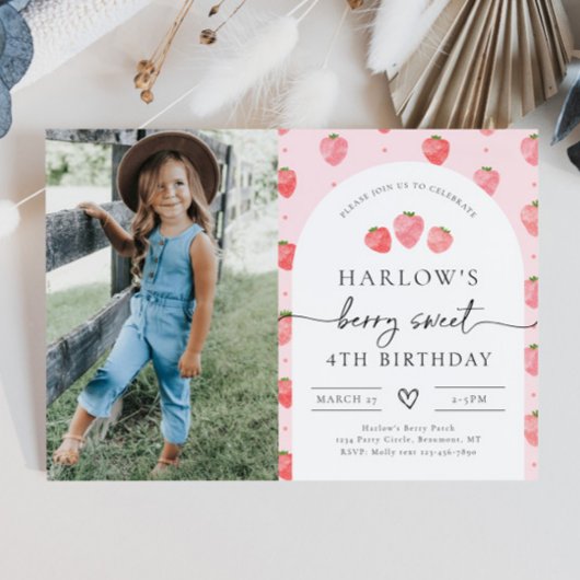 Foto: Aardbery Birthday Invitation | Aardbei Kaart