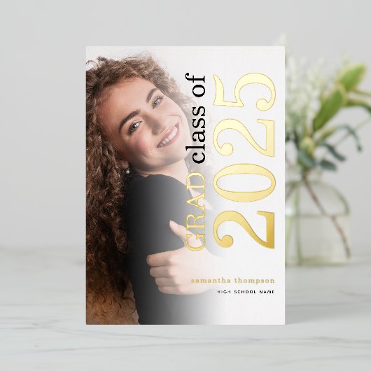 Foto Afstudeerder 2025 Gold Real Folie Folie Uitnodiging (Staand Voorkant)