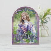Foto Afstuderen Aankondiging Whimsical Paarse (Staand voorkant)