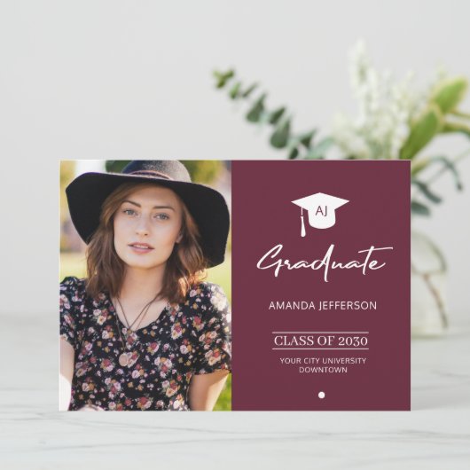 Foto afstuderen afstuderen aankondiging burgundy (Staand voorkant)