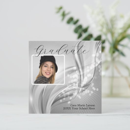 Foto Afstuderen Luxury Silver Metallic Uitnodiging (Staand voorkant)