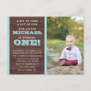 Foto Baby Boy First Birthday Wooden Background Uitnodiging Briefkaart