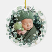 Foto Baby Eerste kerst Eucalyptus krans Keramisch Ornament (Achterkant)