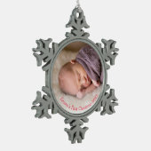 Foto: Baby Girl Pink Babys eerste kerstdag Tin Sneeuwvlok Ornament (Links)