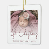 Foto Baby's Eerste Kerst Roos Script Keramisch Keramisch Ornament (Links)