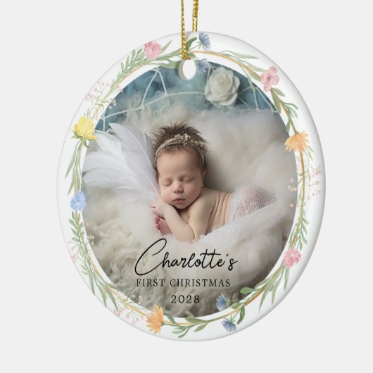 Foto Baby's First Christmas - Schattigee bloemenkr Keramisch Ornament (Links)