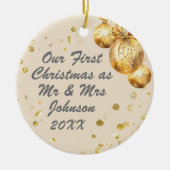 Foto Beige Goud Eerste Kerstmis Mr. Mrs Keramisch Ornament (Voorkant)
