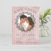 Foto Berry Wreath and Stripes | Roze Save The Date (Staand voorkant)