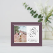 Foto Bewaar de datum Paarse chique elegante bruilo Aankondigingskaart (Staand voorkant)