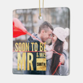 Foto binnenkort Mr en Mrs Gepersonaliseerd. Keramisch Ornament (Links)