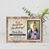 Foto: Birthday Party Cheers Beers Invite Kaart (Staand voorkant)