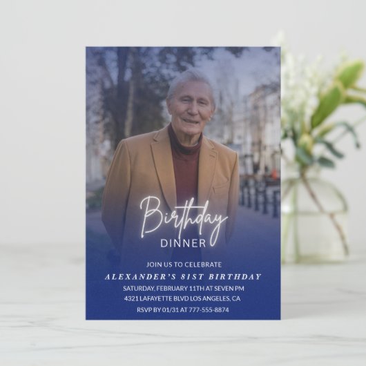 Foto Blauw Verjaardagsdiner 81e verjaardag Kaart (Staand voorkant)