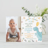 Foto Blue Stomp Chomp Roar Dinosaur 1st Birthday Kaart (Staand voorkant)