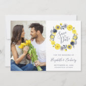 Foto Boho Geel Grijs Bloemkrans Save the Date Kaart (Voorkant)