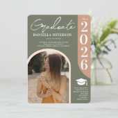 Foto bold 2023 boog groen roze afstuderen kaart (Staand voorkant)