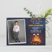 Foto: Bonfire verjaardagsuitnodiging Camping party Kaart (Staand voorkant)