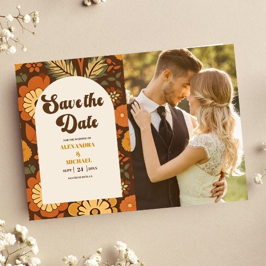 Foto Boog Moderne Retro jaren 70 Bloemen Bruiloft Save The Date