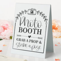 Foto Booth Grab A Prop & Strike A Pose