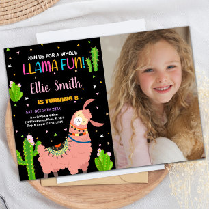 Foto Bruin Llama Fun Llama Verjaardag Uitnodiginge Kaart