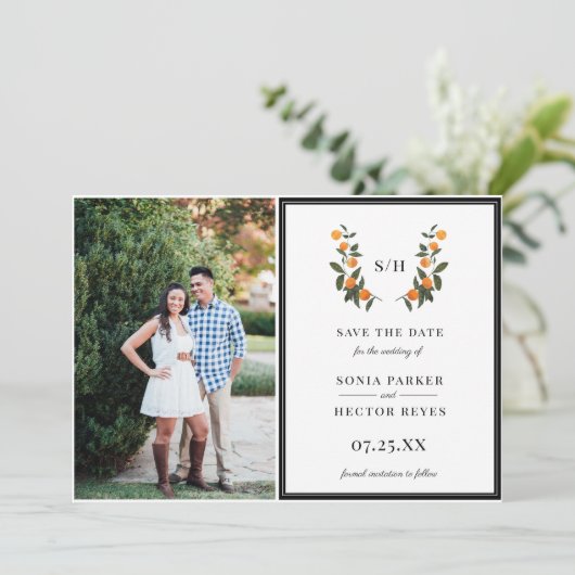 Foto Citrus Crest Monogram Save The Date (Staand voorkant)