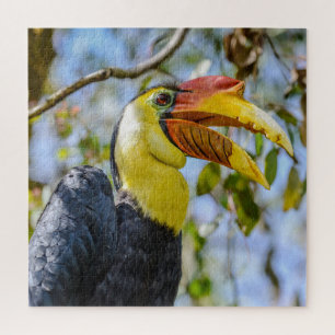 Foto: Closeup Wrinkeld Hornbill Bird Leaves Square Legpuzzel