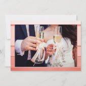 Foto Coral Roze Gestreepte bruiloft Dank u kaart (Voorkant)