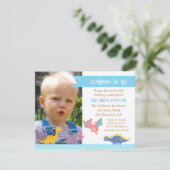 Foto: Cute Colorful Dinosaur Birthday Party Kaart (Staand voorkant)