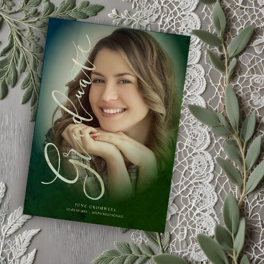 Foto de graduado moderno con un guión de elegante